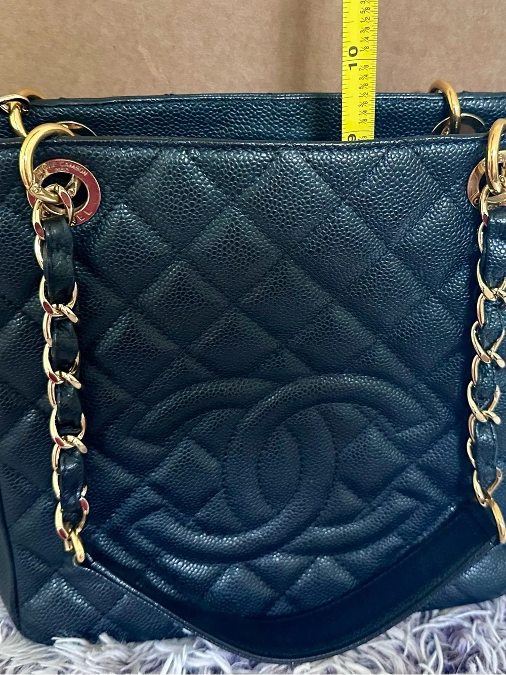 CHANEL Quilted Shoulder Bag in Dark Teal with Gold Hardware